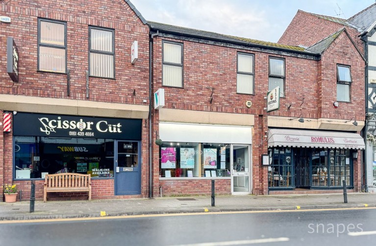 Image of Woodford Road, Bramhall, SK7