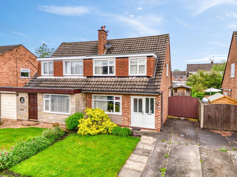 Image of Tewkesbury Close, Cheadle Hulme, SK8