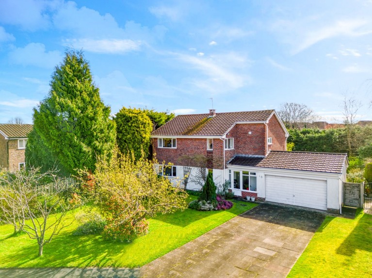 Image of Midhurst Close, Cheadle Hulme, SK8