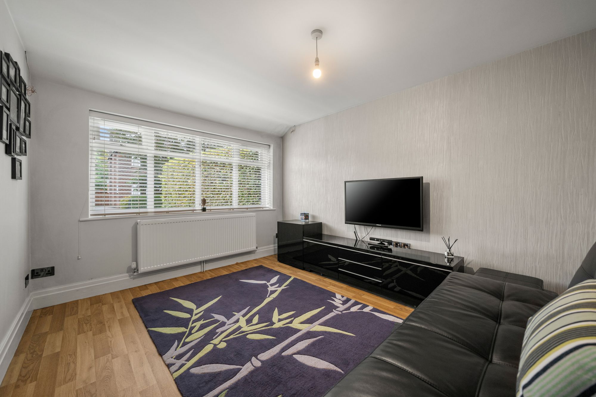 Images for Southdown Crescent, Cheadle Hulme, SK8